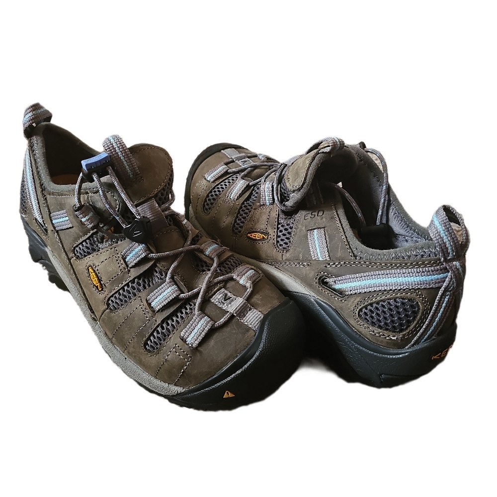 Keen Gray and Black Outdoor Shoes